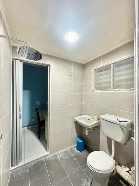 Rumah Teres untuk Dijual di TAMAN PUCHONG UTAMA (Puchong) - Luqman Ramli - Bathroom - PropertyGuru.com.my