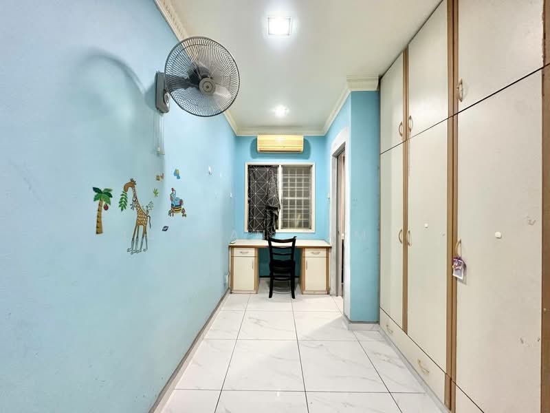 Rumah Teres untuk Dijual di TAMAN PUCHONG UTAMA (Puchong) - Luqman Ramli - Bedroom - PropertyGuru.com.my