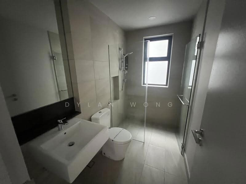 Kondominium untuk Disewa di Utamara Boutique Residences - Dylan Wong - Bathroom - PropertyGuru.com.my