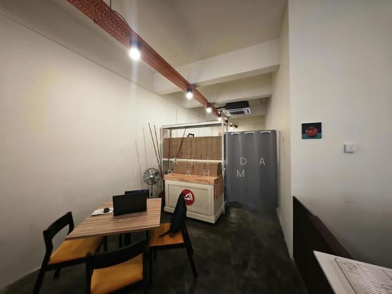 Shop for Rent in Seksyen 13 (Shah Alam) - Noorlinda Ibrahim - Interior - PropertyGuru.com.my