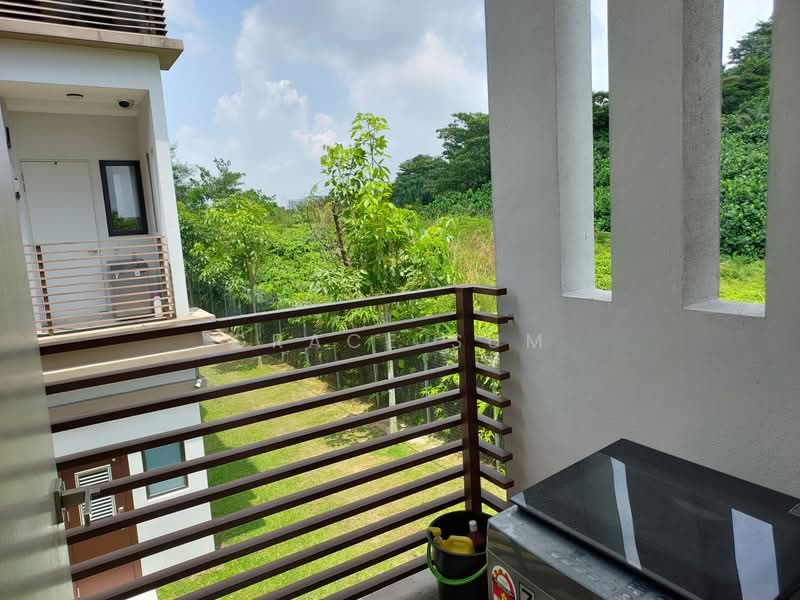 Rumah Bandar untuk Disewa di 16 Sierra (Puchong) - GRACE SUM - Balcony - PropertyGuru.com.my
