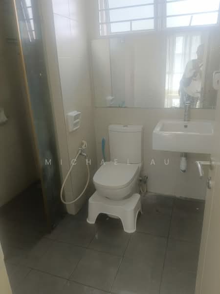 Service Residence for Rent at Tiara Mutiara / The Crown - Michael Au - Bathroom - PropertyGuru.com.my