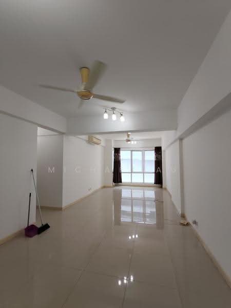 Service Residence for Rent at Tiara Mutiara / The Crown - Michael Au - Living Room - PropertyGuru.com.my