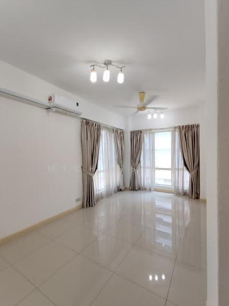 Service Residence for Rent at Tiara Mutiara / The Crown - Michael Au - Living Room - PropertyGuru.com.my
