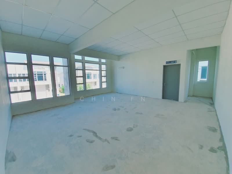 Kilang untuk Dijual di Taman Tasik Utama (Bukit Katil) - CHIN FN - Interior - PropertyGuru.com.my