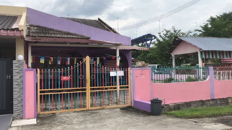 Rumah Teres 1-Tingkat untuk Dijual di Ampang (Selangor) - Henry Kooi Kuan Xiang - Exterior - PropertyGuru.com.my