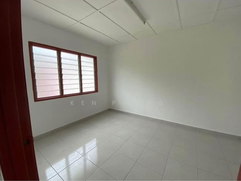 Flat for Rent at Pangsapuri Nusa Kurnia - Ken Phang - Interior - PropertyGuru.com.my