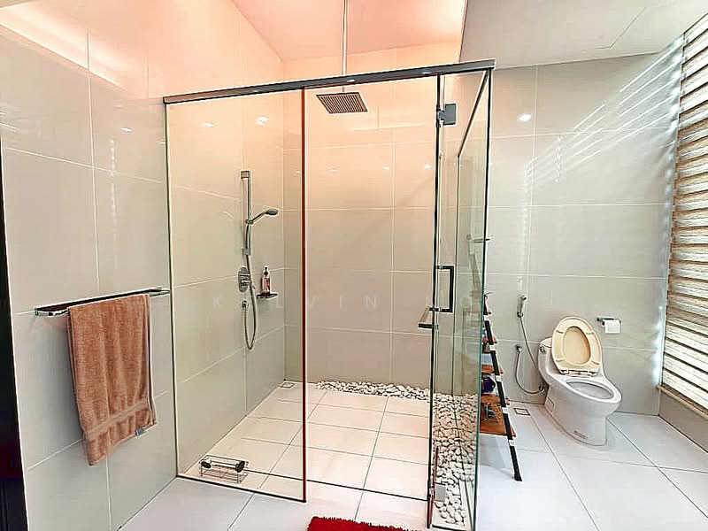 Kondominium untuk Disewa di Tropicana Grande - Kelvin Ng - Bathroom - PropertyGuru.com.my