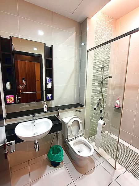 Kondominium untuk Disewa di Tropicana Grande - Kelvin Ng - Bathroom - PropertyGuru.com.my