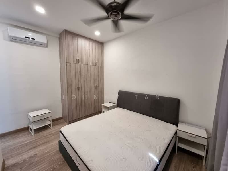 Servis Apartment untuk Dijual di South View - Johnny Tan - Bedroom - PropertyGuru.com.my