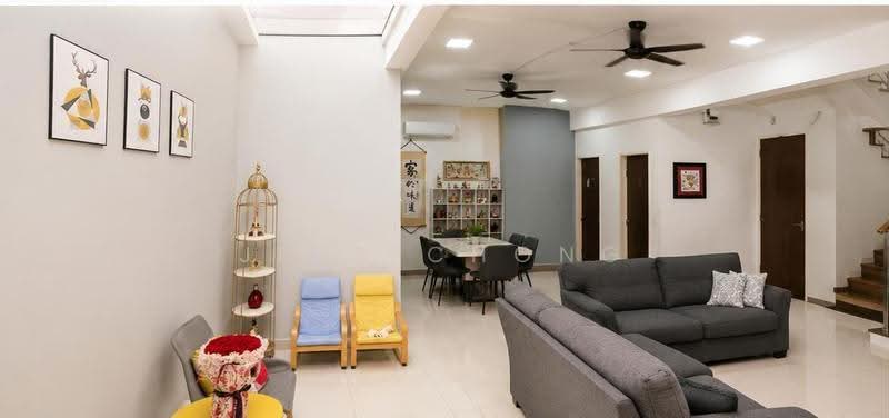 3-storey Terraced House for Sale in 16 Sierra (Puchong) - Jess Chong - Living Room - PropertyGuru.com.my