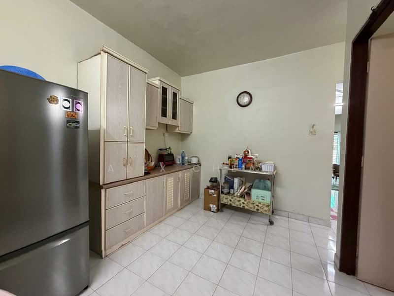 Rumah Teres untuk Dijual di Island Glades (Jelutong) - Alex Cheah - Kitchen - PropertyGuru.com.my
