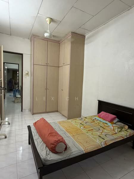Rumah Teres untuk Dijual di Island Glades (Jelutong) - Alex Cheah - Bedroom - PropertyGuru.com.my