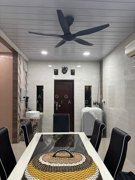 Rumah Berkembar untuk Dijual di Nibong Tebal (Penang) - Sanggaran Muniandy - Dining Room - PropertyGuru.com.my