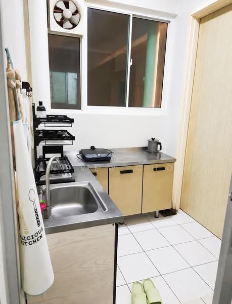 Condominium for Rent at The Clovers - Andrew Chow - Kitchen - PropertyGuru.com.my