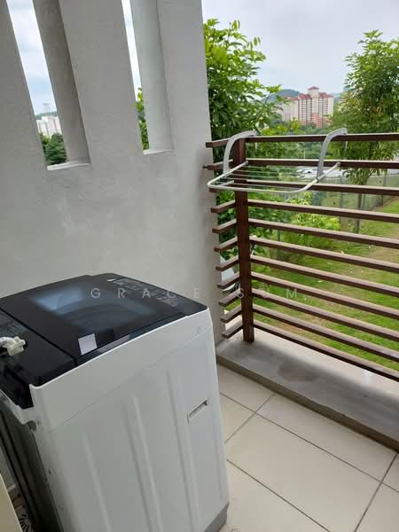 Rumah Bandar untuk Disewa di 16 Sierra (Puchong) - GRACE SUM - Balcony - PropertyGuru.com.my