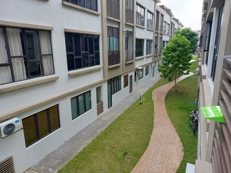 Rumah Bandar untuk Disewa di 16 Sierra (Puchong) - GRACE SUM - Exterior - PropertyGuru.com.my