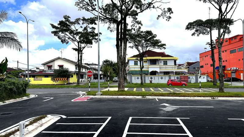 Shop for Rent in Taman Desa Cemerlang (Ulu Tiram) - Joyce Ong - Exterior - PropertyGuru.com.my