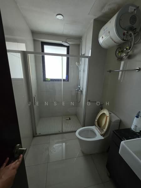 Kondominium untuk Disewa di Amberside @ Country Garden Danga Bay - Jensen Goh - Bathroom - PropertyGuru.com.my