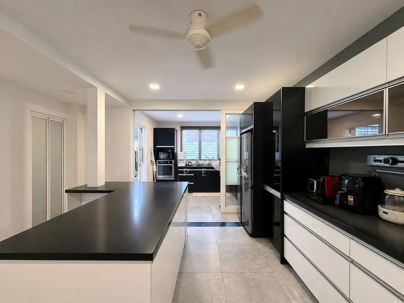 2-storey Terraced House for Sale in Taman Tun Dr Ismail (Kuala Lumpur) - Yin Peng . - Kitchen - PropertyGuru.com.my