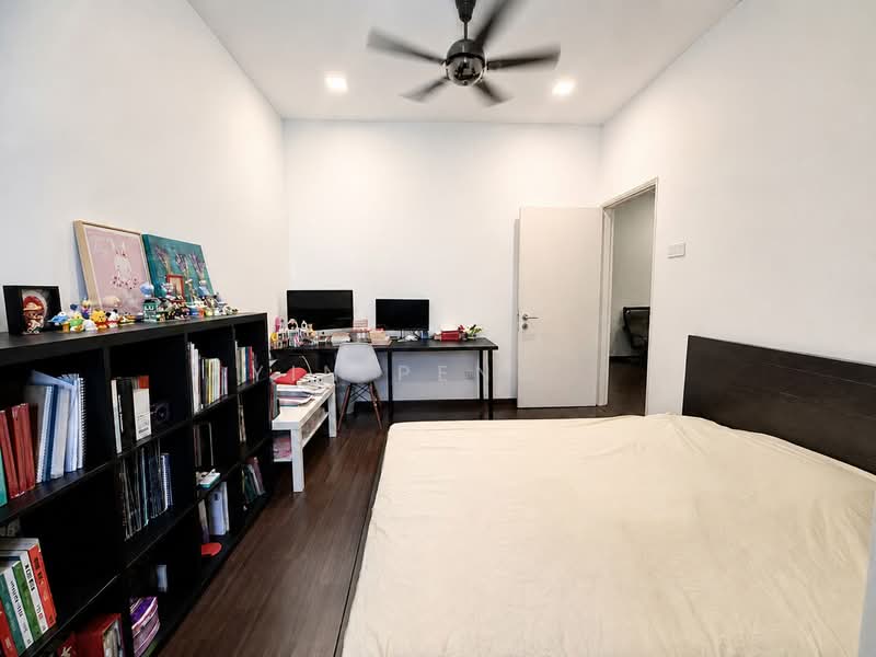2-storey Terraced House for Sale in Taman Tun Dr Ismail (Kuala Lumpur) - Yin Peng . - Bedroom - PropertyGuru.com.my