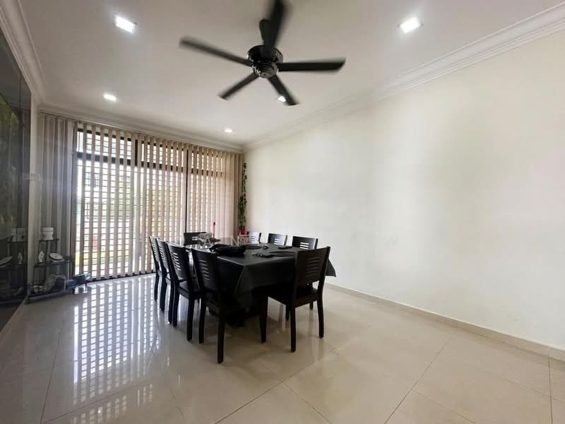 Rumah Banglo untuk Dijual di Taman Bukit Ria (Tampin) - Joanne How - Dining Room - PropertyGuru.com.my