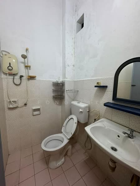 Rumah Teres 1 Tingkat untuk Dijual di Bukit Indah (Iskandar Puteri (Nusajaya)) - Fong Lik - Bathroom - PropertyGuru.com.my