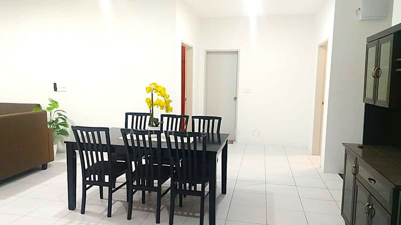 Kondominium untuk Disewa di Residensi Sateria - Addis Bo - Dining Room - PropertyGuru.com.my