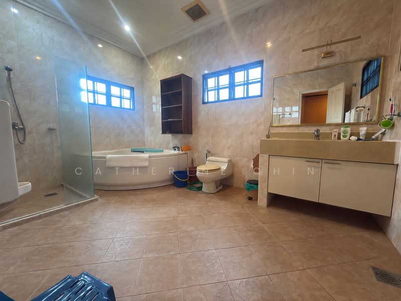 Rumah Banglo untuk Dijual di Ipoh (Perak) - Catherine Chin - Bathroom - PropertyGuru.com.my