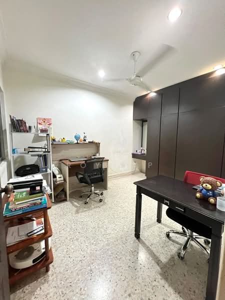 Semi-Detached House for Sale in Taman Perling (Perling) - Roy Yap - Study - PropertyGuru.com.my