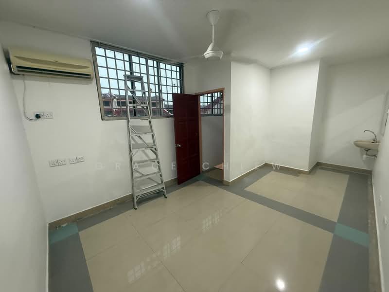 Rumah Teres 2 Tingkat untuk Disewa di Taman Mount Austin (Tebrau) - Grace Chiew - PropertyGuru.com.my
