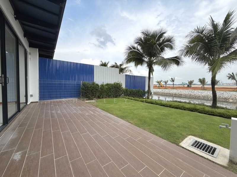 3.5-storey Terraced House for Sale in Senibong Cove (Masai) - Shirley Lim - Private Garden - PropertyGuru.com.my