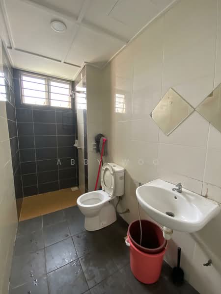 Kondominium untuk Disewa di Mutiara Anggerik - Abby Woo - Bathroom - PropertyGuru.com.my