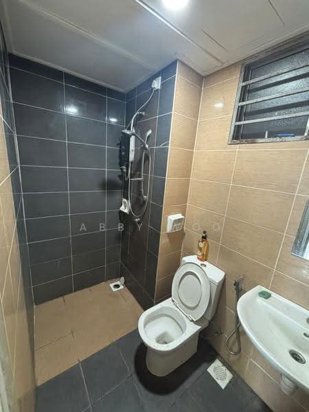 Kondominium untuk Disewa di Mutiara Anggerik - Abby Woo - Bathroom - PropertyGuru.com.my