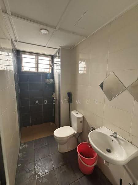 Kondominium untuk Disewa di Mutiara Anggerik - Abby Woo - Bathroom - PropertyGuru.com.my