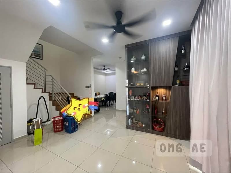 Rumah Kluster untuk Dijual di Canary Garden (Klang) - Mason Chiah - Living Room - PropertyGuru.com.my