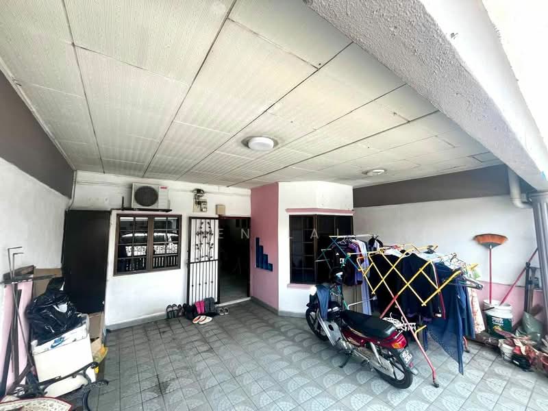 Rumah Teres 1-Tingkat untuk Dijual di Bandar Baru Sungai Buloh (Sungai Buloh) - Ken Lai - Exterior - PropertyGuru.com.my