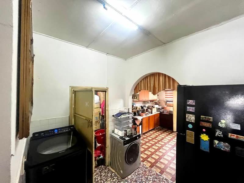 Rumah Teres 1-Tingkat untuk Dijual di Bandar Baru Sungai Buloh (Sungai Buloh) - Ken Lai - Kitchen - PropertyGuru.com.my