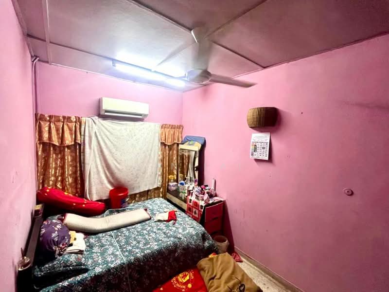 Rumah Teres 1-Tingkat untuk Dijual di Bandar Baru Sungai Buloh (Sungai Buloh) - Ken Lai - Bedroom - PropertyGuru.com.my