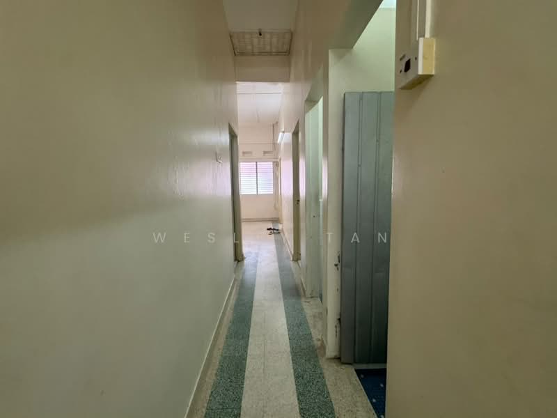 Rumah Berkembar untuk Dijual di Melaka (Melaka) - Wesley Tan - Corridor - PropertyGuru.com.my