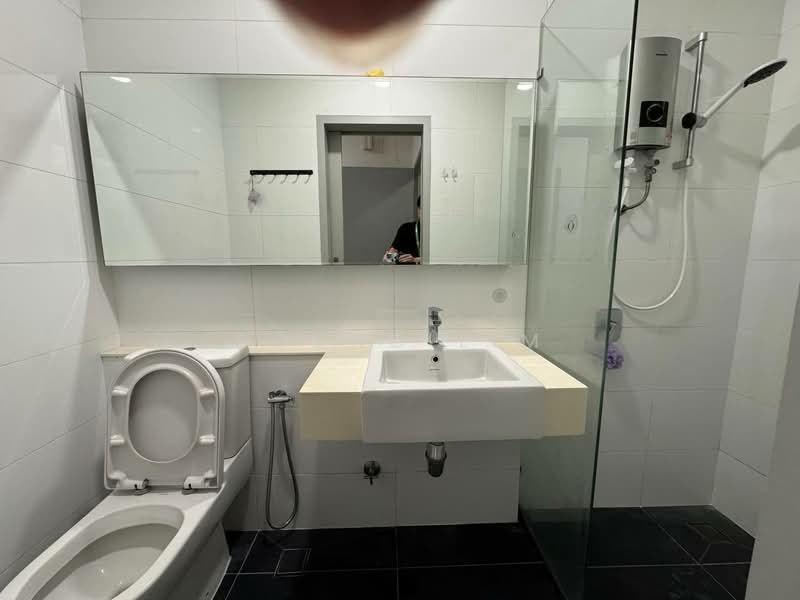 Servis Apartment untuk Disewa di Residential Suites @ HighPark - Soung Lim - Bathroom - PropertyGuru.com.my