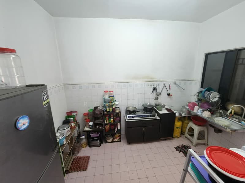 Apartment for Sale at Ria 2 Apartment - Roy Yap - Kitchen - PropertyGuru.com.my