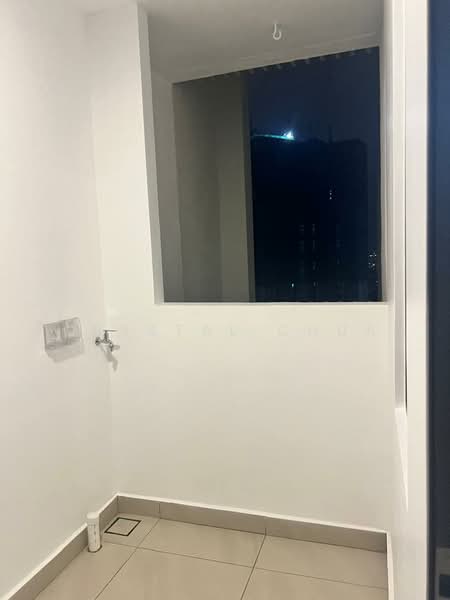 Servis Apartment untuk Dijual di Park Regent @Desa Park City - Crystal Chua - Laundry yard - PropertyGuru.com.my