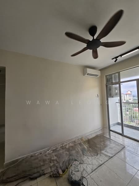 Kondominium untuk Disewa di Perdana View - Wawa Leong - Balcony - PropertyGuru.com.my