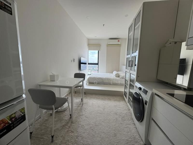 Servis Apartment untuk Disewa di Residential Suites @ HighPark - Soung Lim - Bedroom - PropertyGuru.com.my