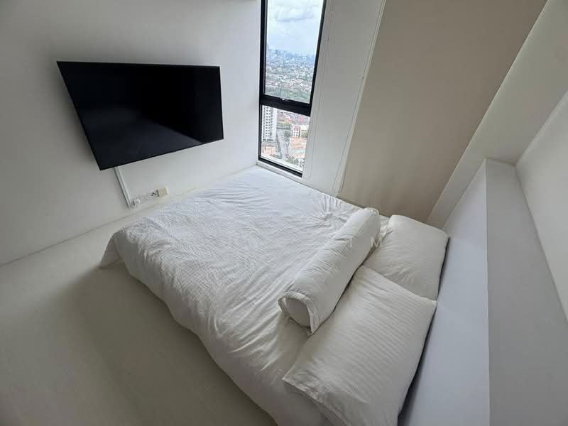 Servis Apartment untuk Disewa di Residential Suites @ HighPark - Soung Lim - Bedroom - PropertyGuru.com.my