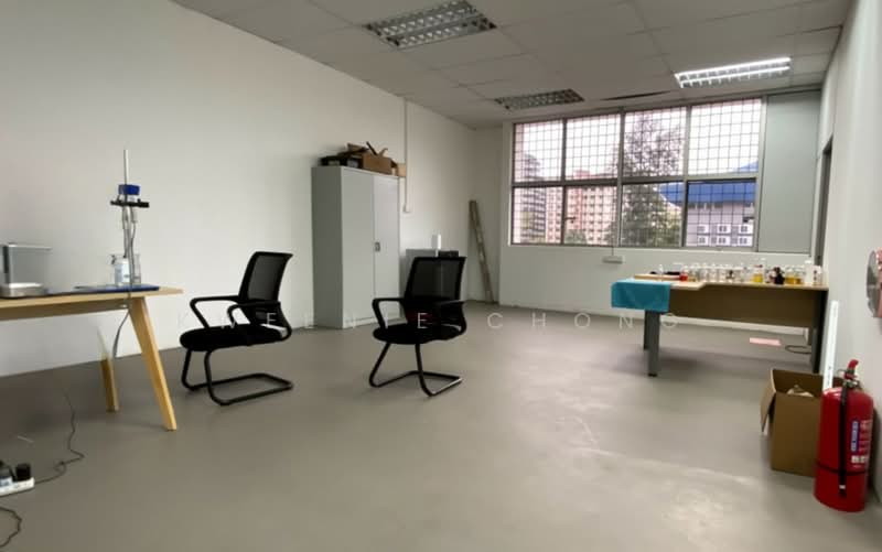 Factory for Sale in Taman Perindustrian Bukit Serdang (Seri Kembangan) - Kweenie Chong - Interior - PropertyGuru.com.my