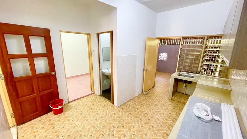 Rumah Teres 2 Tingkat untuk Dijual di Pandan Jaya (Ampang) - Luqman Ramli - Kitchen - PropertyGuru.com.my