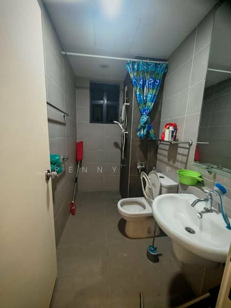 Kondominium untuk Disewa di Ascenda Residence @ Skyarena - Penny Yap - Bathroom - PropertyGuru.com.my