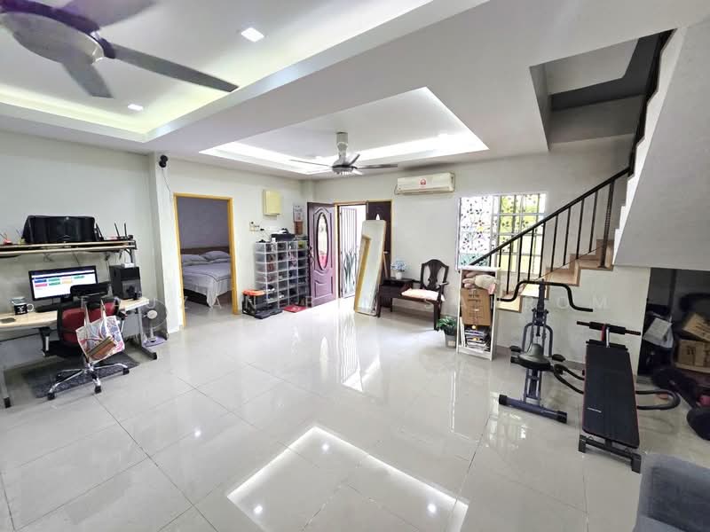 Rumah Berkembar untuk Dijual di Taman Salak Jaya (Salak South) - Fauzan bin Sahrom - PropertyGuru.com.my